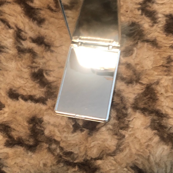 Paris Eiffel Tower Compact Mirror & Paris gift bag - Picture 2 of 4